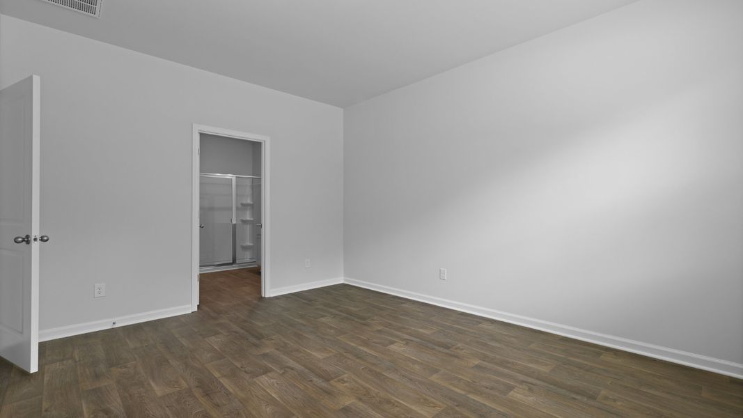 Representative unfurnished interior of a home built from the CALI by D.R. Horton in The Ranch, Holly Hill (Image 27).