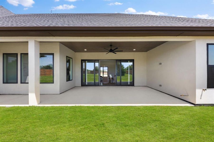 Exterior details and patio area of a home in , Red Oak (Image 25).