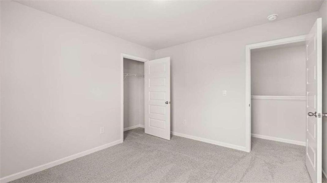 Spacious, unfurnished interior of a new home in Poplar Preserve, Newnan (Image 27).