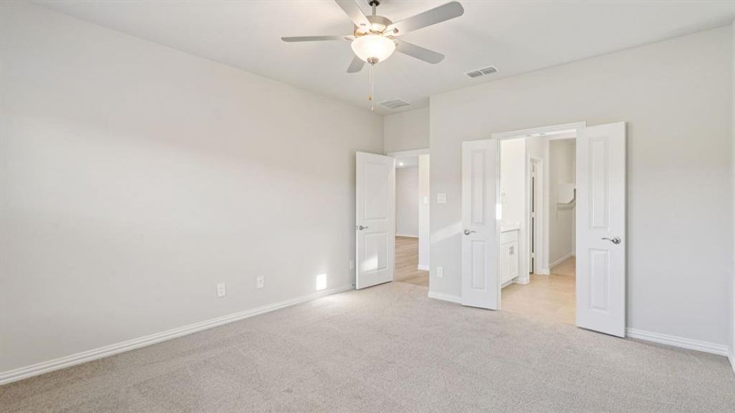 Spacious, unfurnished interior of a new home in Eastridge - Spring Series, McKinney (Image 24). Spacious, unfurnished interior of a new home in Eastridge - Spring Series, McKinney (Image 24).