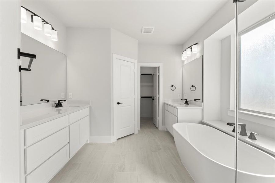 18. 2040 Valencia - Bath