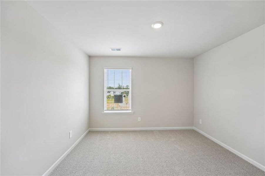 Spacious, unfurnished interior of a new home in Artisan Walk, Fairburn (Image 29). Spacious, unfurnished interior of a new home in Artisan Walk, Fairburn (Image 29).
