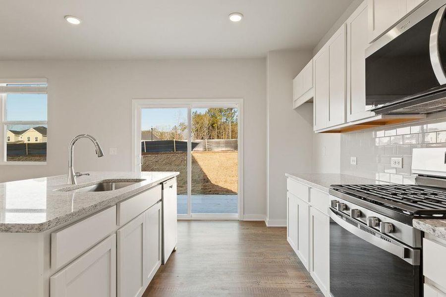 Furnished interior view inside a new home in Oak Grove Glen, Snellville (Image 4).