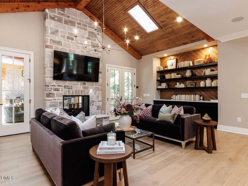 015-1280x960-living-room 015-1280x960-living-room