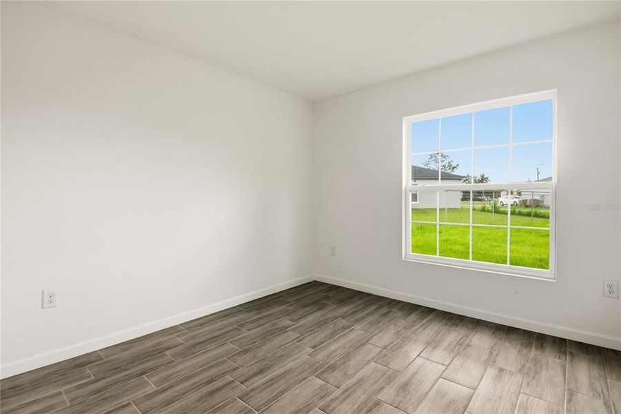 Spacious, unfurnished interior of a new home in , Kissimmee (Image 18).