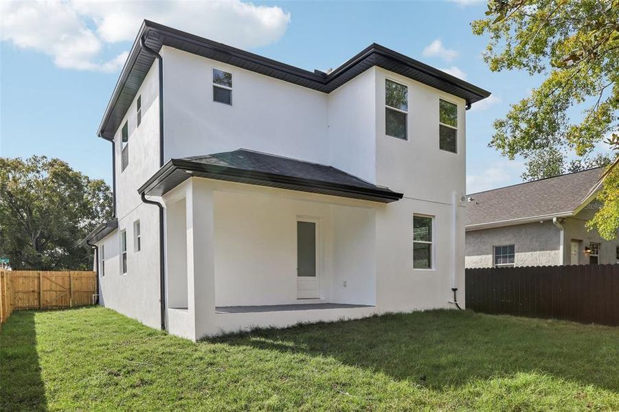 Exterior details and patio area of a home in , Tampa (Image 32).
