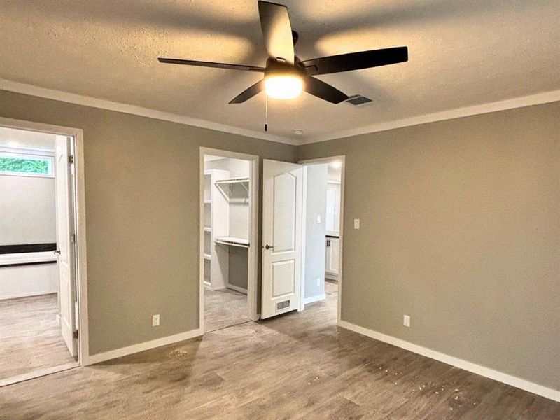 Spacious, unfurnished interior of a new home in , Kerens (Image 13).