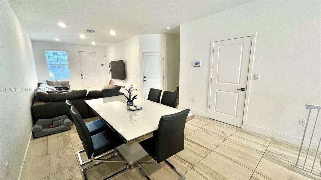 Furnished interior view inside a new home in , Pembroke Pines (Image 34).