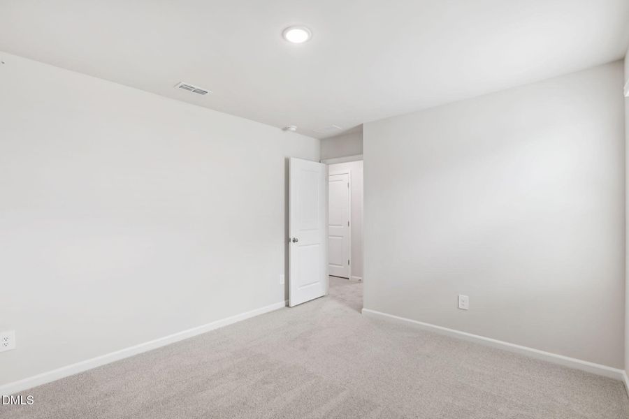 21-web-or-mls-Raleigh- River Glen- 693 W