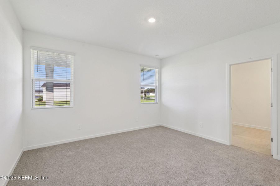 Spacious, unfurnished interior of a new home in Cypress Meadows - Signature Series, Jacksonville (Image 21).