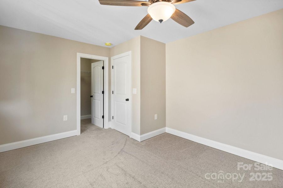 Spacious, unfurnished interior of a new home in , Charlotte (Image 18).