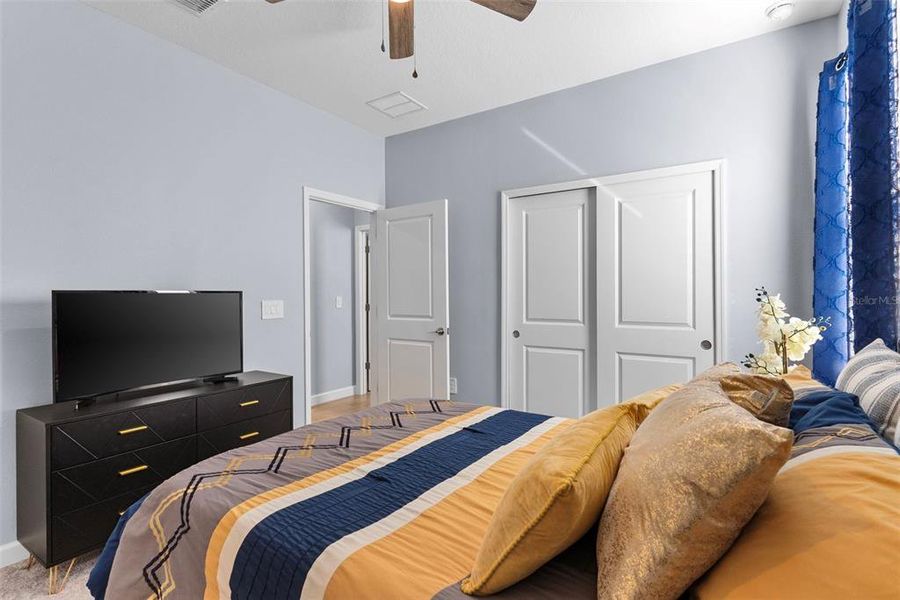 Furnished interior view inside a new home in Southshore Bay Active Adult, Wimauma (Image 10). Furnished interior view inside a new home in Southshore Bay Active Adult, Wimauma (Image 10).