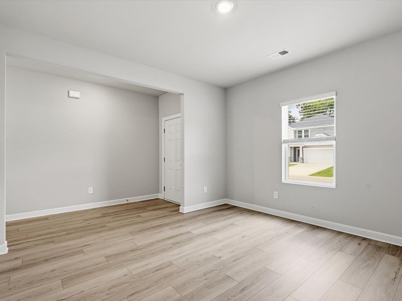 Spacious, unfurnished interior of a new home in Collier Ridge, Moore (Image 12). Spacious, unfurnished interior of a new home in Collier Ridge, Moore (Image 12).