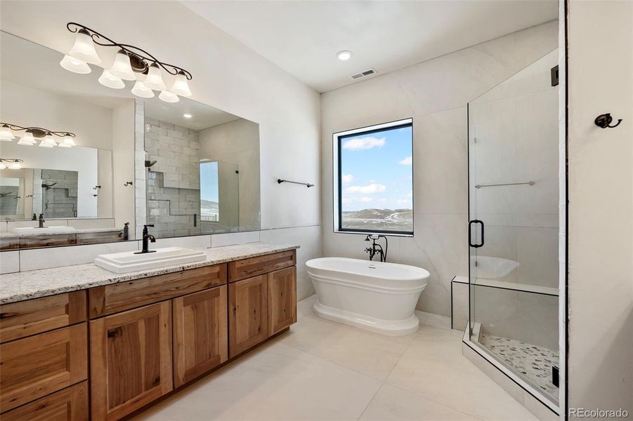 Furnished interior view inside a new home in , Sedalia (Image 8).