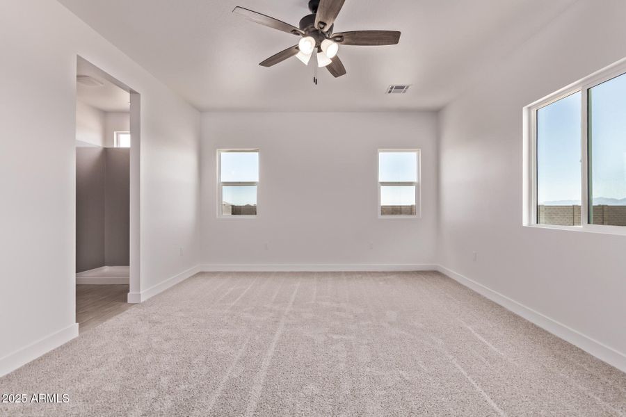 19 Sandstone Mountain