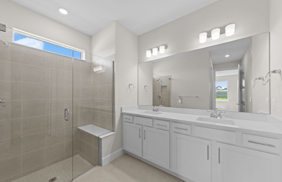 Furnished interior view inside a new home in Del Webb Oak Creek, North Fort Myers (Image 7).