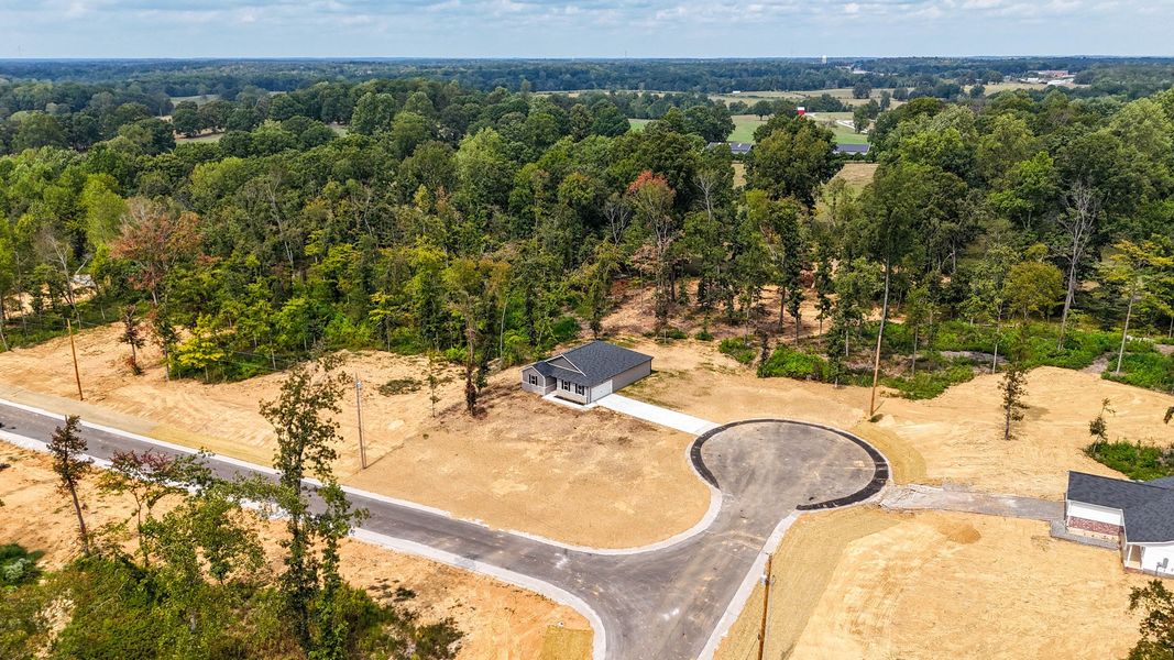 Image 31 of a home in Woodland Farms.
