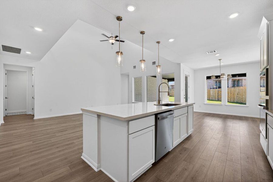 1000 Scenic Green Loop ~ Ready Now 1000 Scenic Green Loop ~ Ready Now