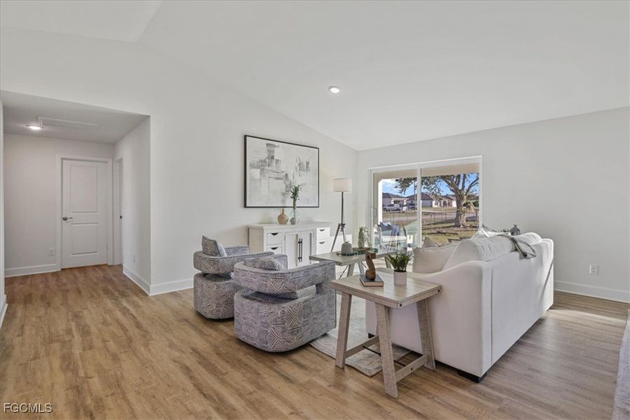 Furnished interior view inside a new home in Cape Coral, Cape Coral (Image 15).