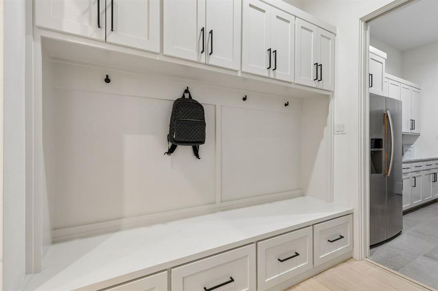 Furnished interior view inside a new home in , Colleyville (Image 10).