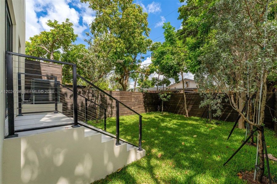 Exterior details and patio area of a home in , Miami (Image 29).