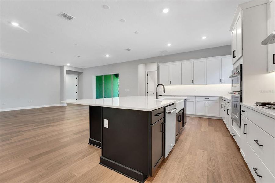 Furnished interior view inside a new home in Palms at Windermere, Windermere (Image 17).