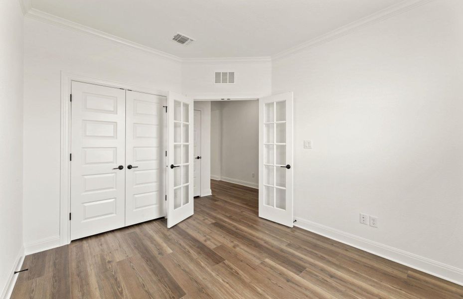 Spacious, unfurnished interior of a new home in Santa Rita Ranch, Liberty Hill (Image 26).