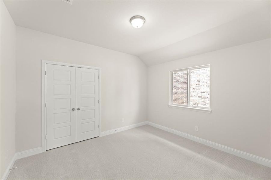 Spacious, unfurnished interior of a new home in Meadow Run, Melissa (Image 15). Spacious, unfurnished interior of a new home in Meadow Run, Melissa (Image 15).