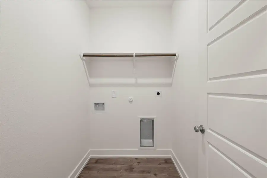 Please Note: These interior photos are not of the actual home but are of a completed one with a similar floor plan. Finishes, features, and layouts may vary. Please Note: These interior photos are not of the actual home but are of a completed one with a similar floor plan. Finishes, features, and layouts may vary.