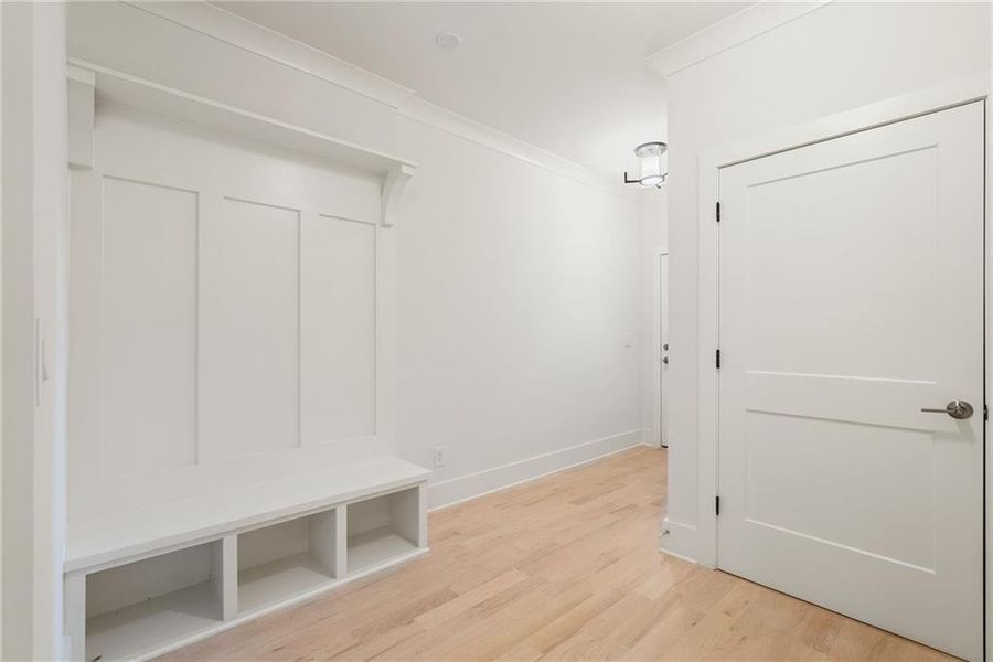 Spacious, unfurnished interior of a new home in , Alpharetta (Image 25).