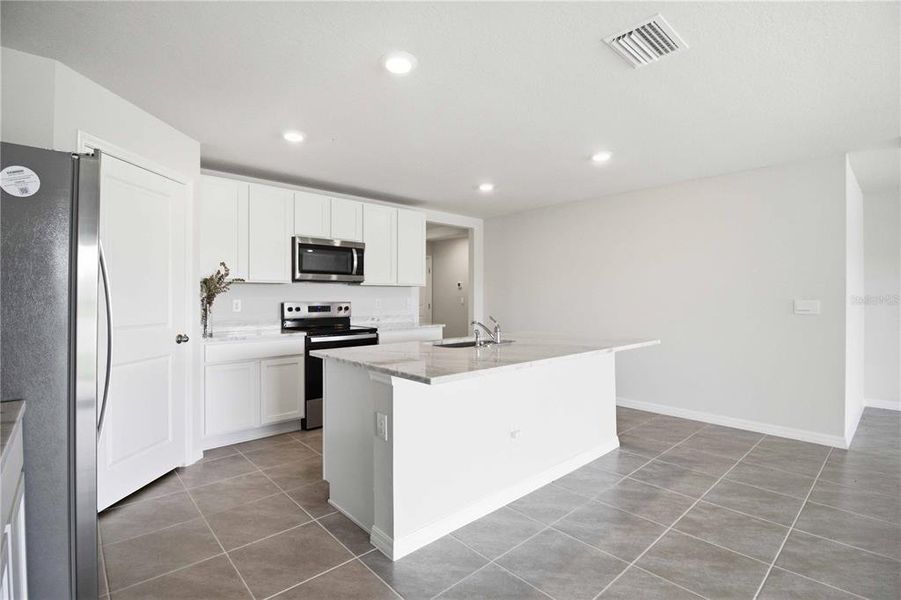 Furnished interior view inside a new home in Mandarin Grove, Palmetto (Image 10).