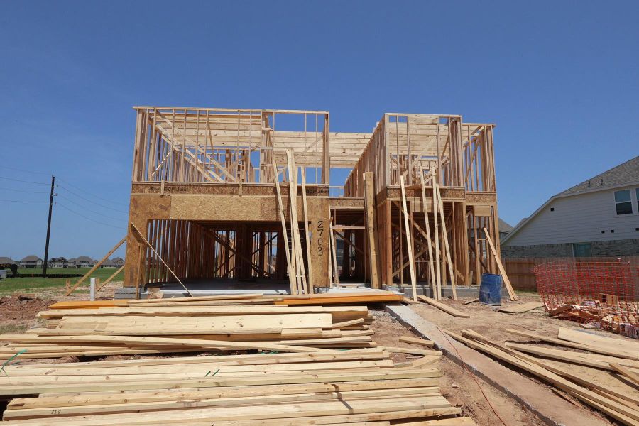 Two story home with 6 beds, 4.5 baths, and 2 car garage Two story home with 6 beds, 4.5 baths, and 2 car garage