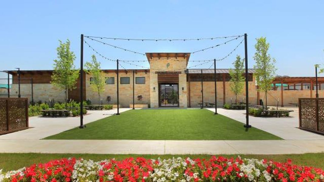 Community amenities in The Parks at Wilson Creek, Celina (Image 4).