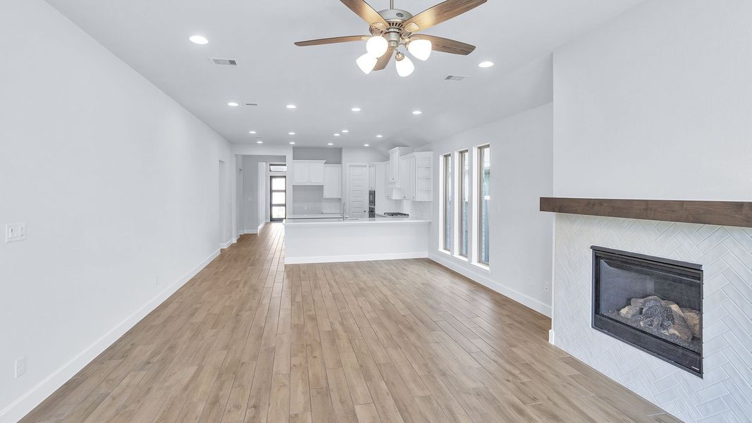 Spacious, unfurnished interior of a new home in The Highlands, Porter (Image 20).