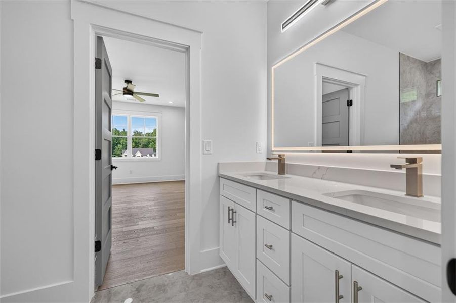 Furnished interior view inside a new home in , Jefferson (Image 43).
