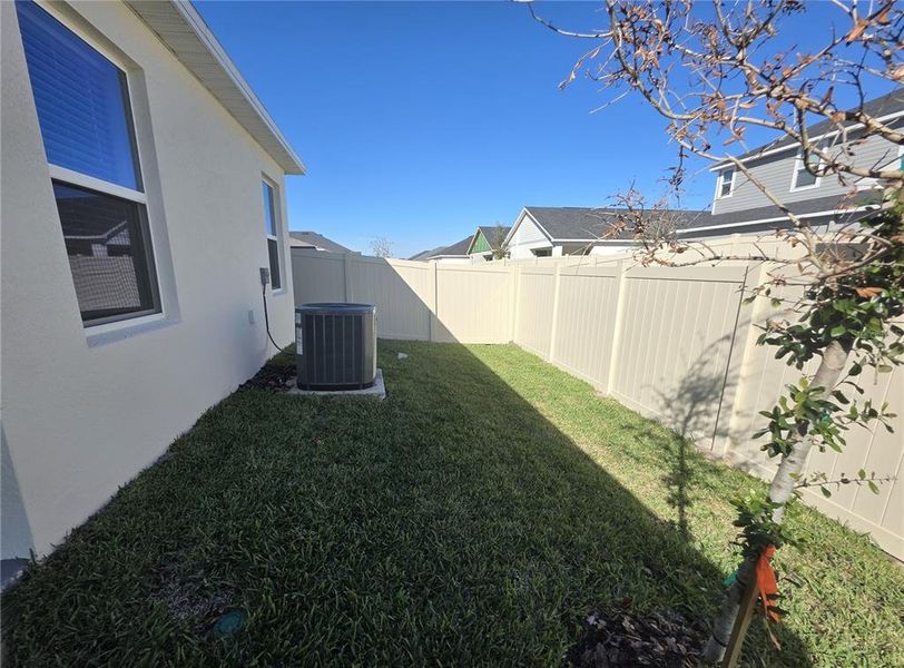 Exterior details and patio area of a home in Villamar, Winter Haven (Image 18).