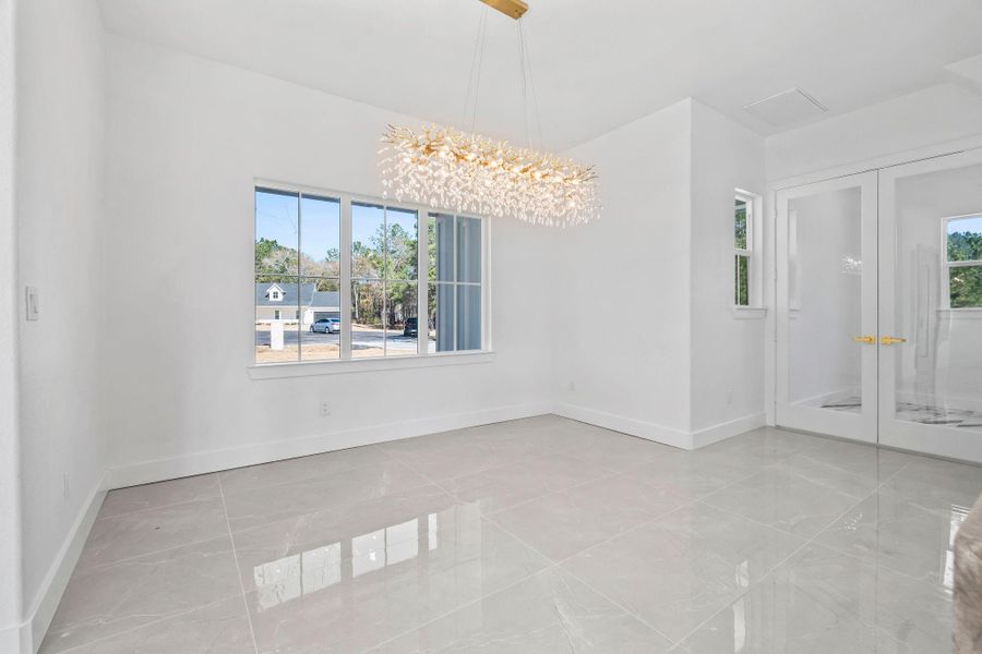 Spacious, unfurnished interior of a new home in , Waller (Image 24).