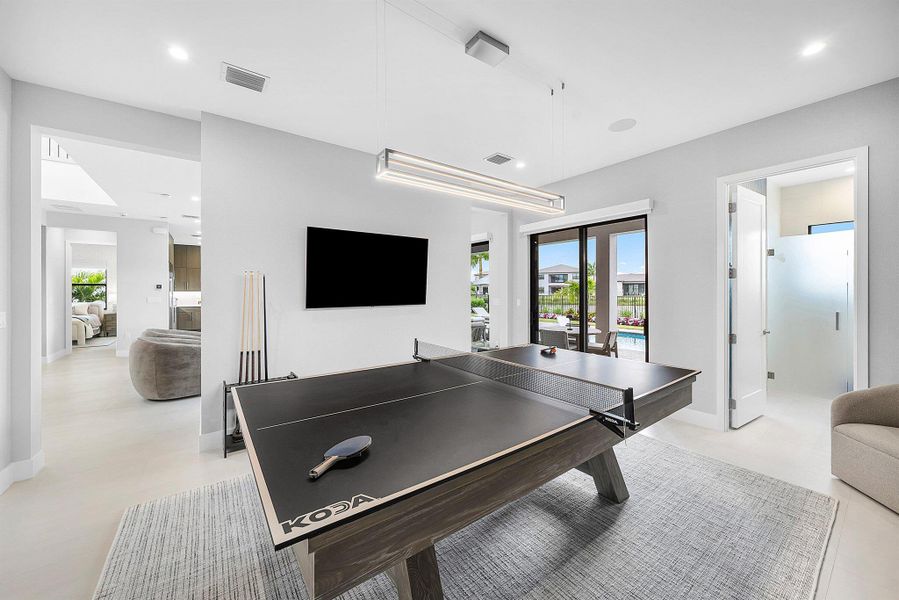 Furnished interior view inside a new home in , Boca Raton (Image 58). Furnished interior view inside a new home in , Boca Raton (Image 58).