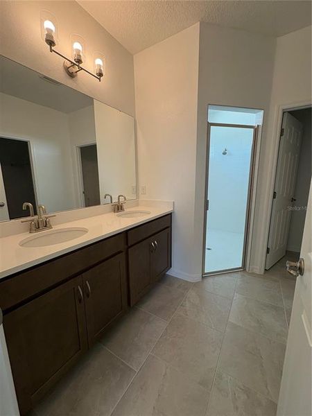 Furnished interior view inside a new home in Oakview, Apopka (Image 4).