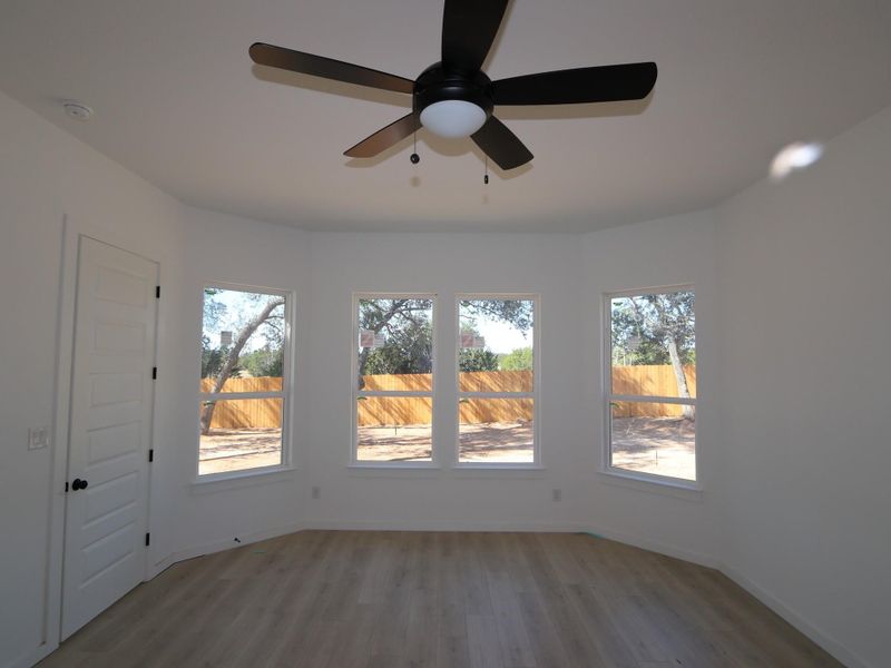 Spacious, unfurnished interior of a new home in Heritage, Dripping Springs (Image 9). Spacious, unfurnished interior of a new home in Heritage, Dripping Springs (Image 9).