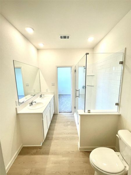 Furnished interior view inside a new home in , Bay City (Image 7).