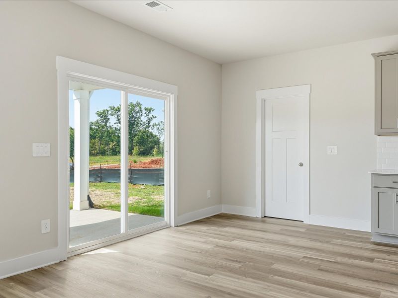 Spacious, unfurnished interior of a new home in Crossing at Abner Creek, Greer (Image 13). Spacious, unfurnished interior of a new home in Crossing at Abner Creek, Greer (Image 13).