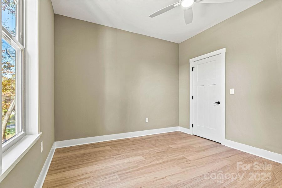 Spacious, unfurnished interior of a new home in , Newton (Image 20).