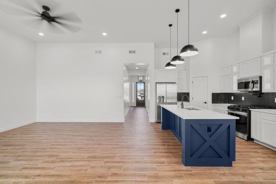 Representative furnished interior of a home built from the Torrey Pines 4BDR by LEH. Homes in Painted Sky, El Paso (Image 9). Representative furnished interior of a home built from the Torrey Pines 4BDR by LEH. Homes in Painted Sky, El Paso (Image 9).