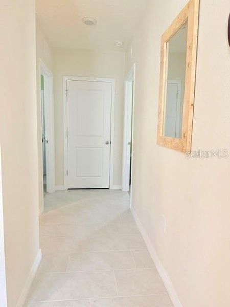 Spacious, unfurnished interior of a new home in , Winter Haven (Image 21).