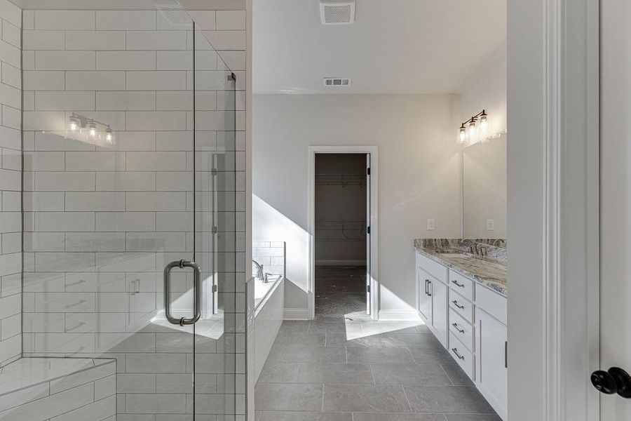 Furnished interior view inside a new home in , Jefferson (Image 11).