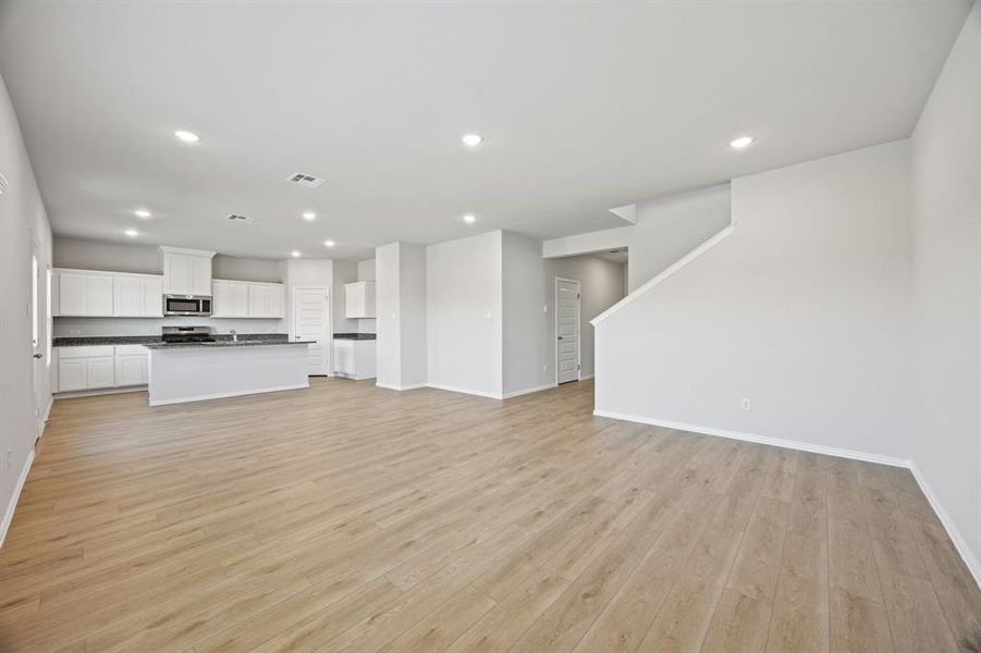 7-web-or-mls-606-ridgewood-dr 7-web-or-mls-606-ridgewood-dr