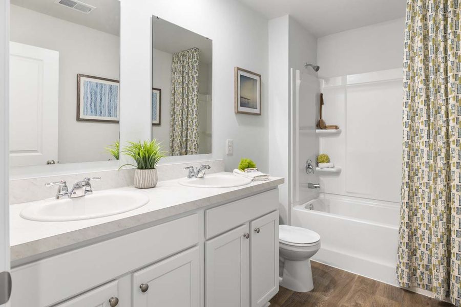 Representative furnished interior of a home built from the GALEN by D.R. Horton in The Pines at New Hampstead, Savannah (Image 44).