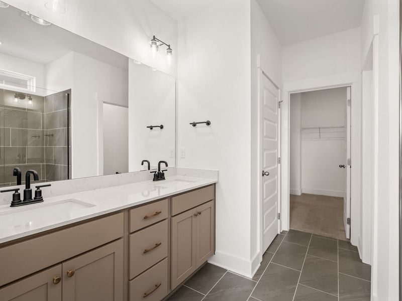 Furnished interior view inside a new home in Woods Crossing, Gallatin (Image 14).