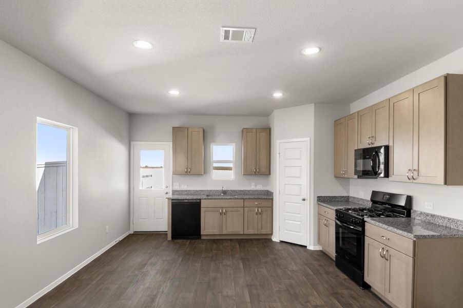 Furnished interior view inside a new home in Harvest Ridge, Elgin (Image 11).